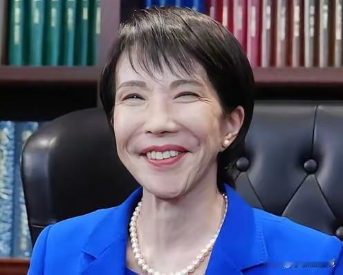 憋了整整5天，日本首相高市早苗终于露面了，她针对中国的制裁发表了回应。
​
  