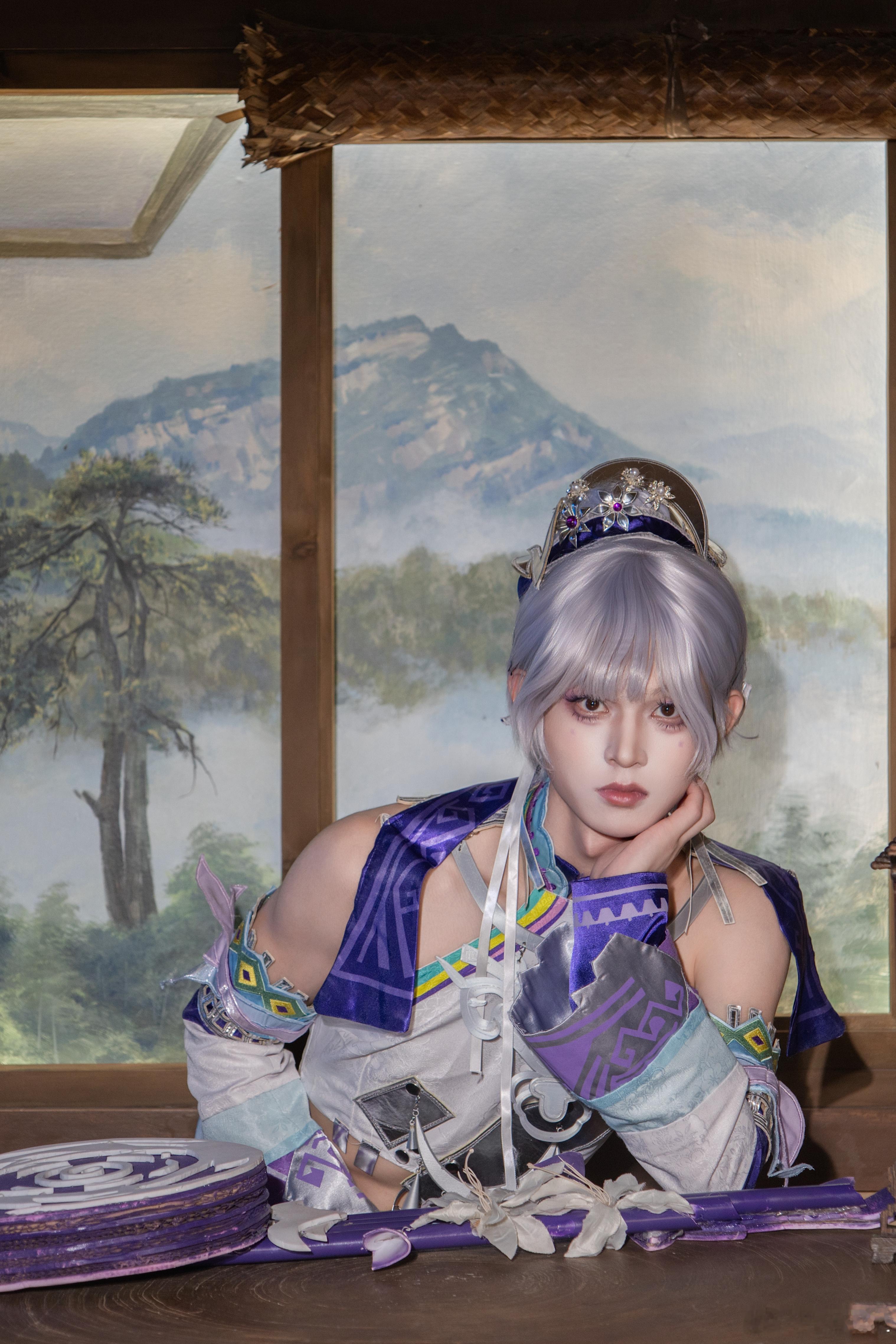 旭旭cos杨玉环银翎春语，大家觉得如何