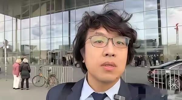 突发作死现场！“台独”顽固分子沈伯洋跑到德国国会门口叫嚣，以为能躲掉制裁？简直是