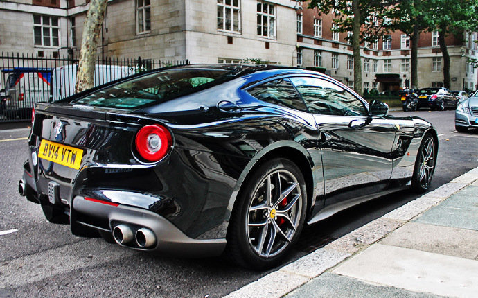 极致黑 —— 法拉利F12 Berlinetta，心动了么？ ​​​