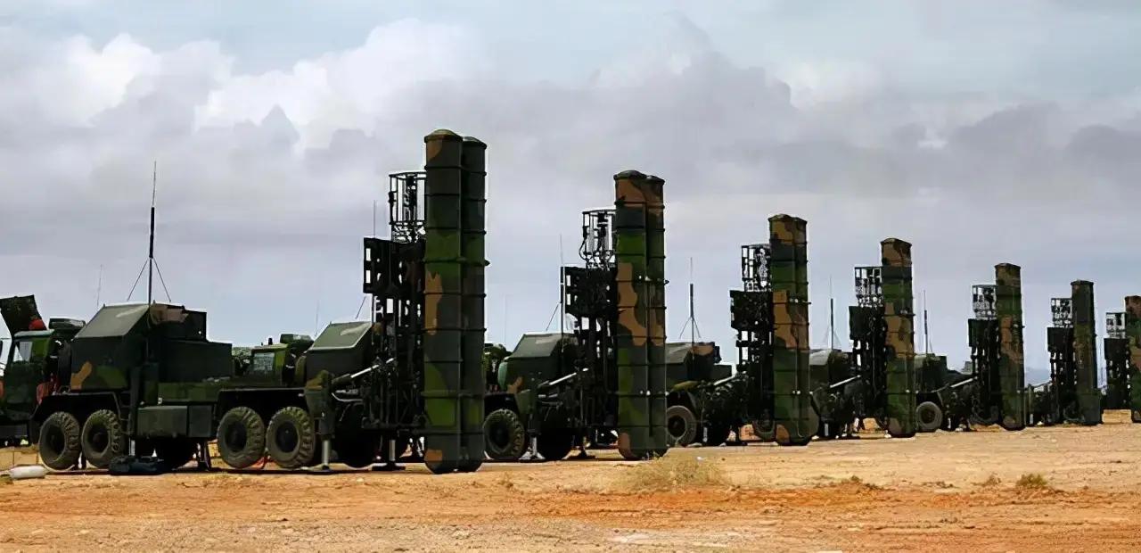 美日最担心的事情，到底还是发生了！HQ-20不再是图纸上的代号，而是已经竖起发射