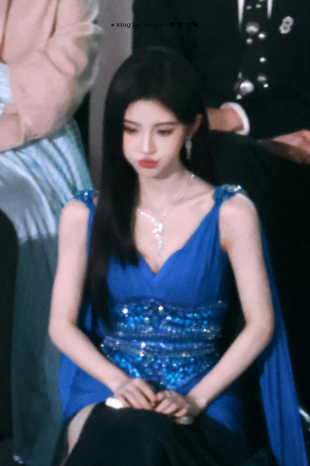 💙🍊 鞠婧祎万花世界 💙🍊鞠婧祎苏绿夏“爱是繁春里与万蝶对视的瞬息”