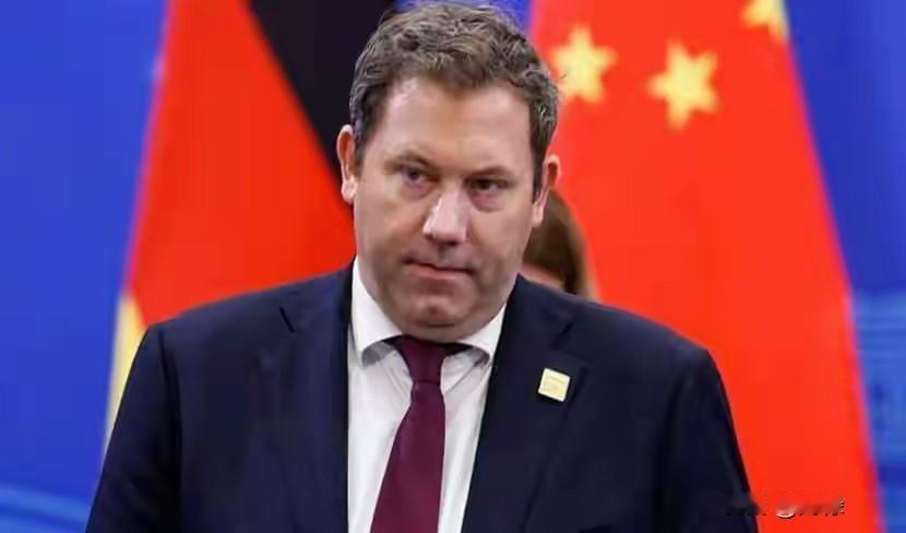 德国确定对华采取更强硬措施，未来数周内将出台一揽子方案，试图全面抬高中国企业进入