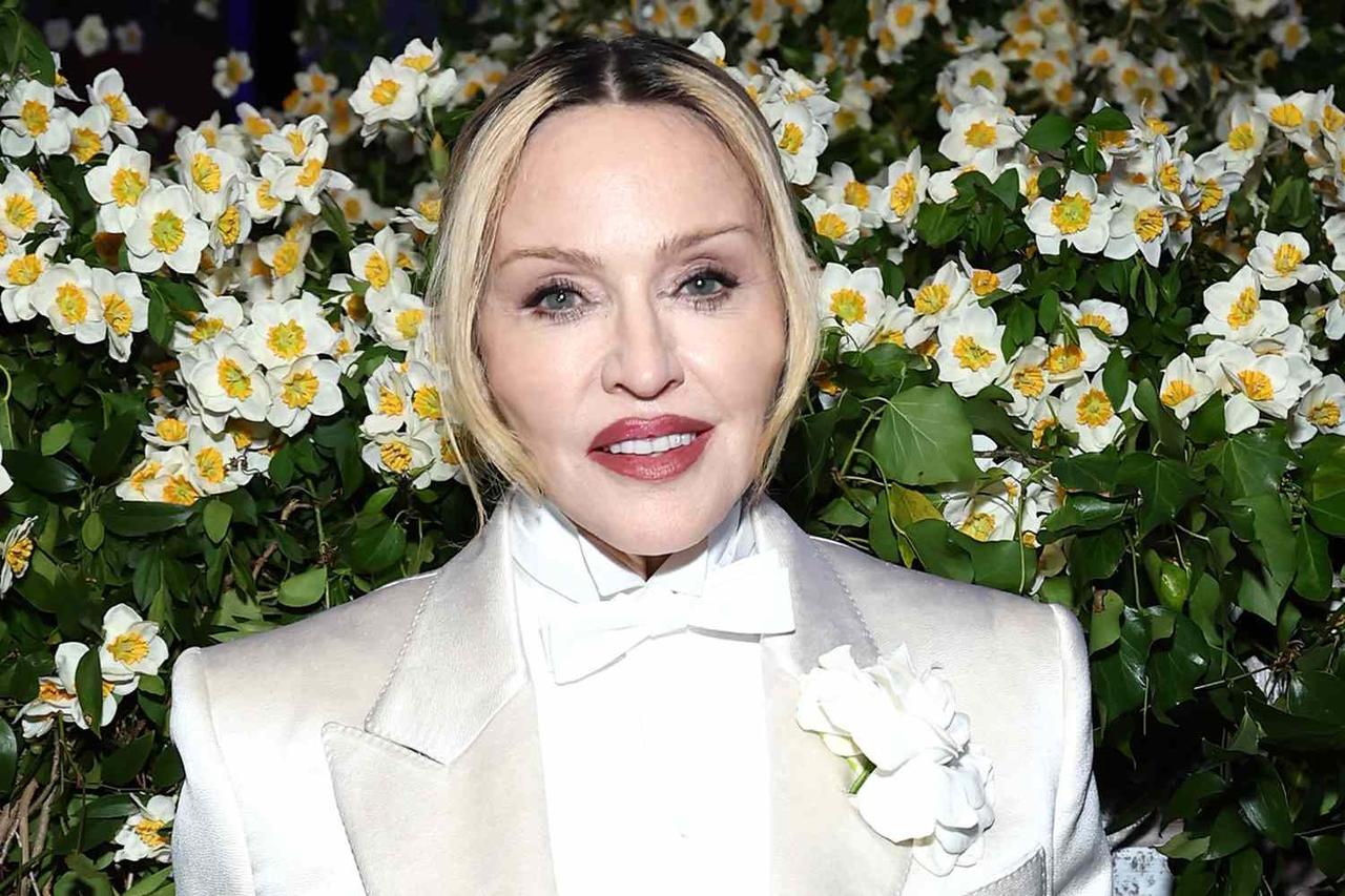 麦当娜的脸好美丽