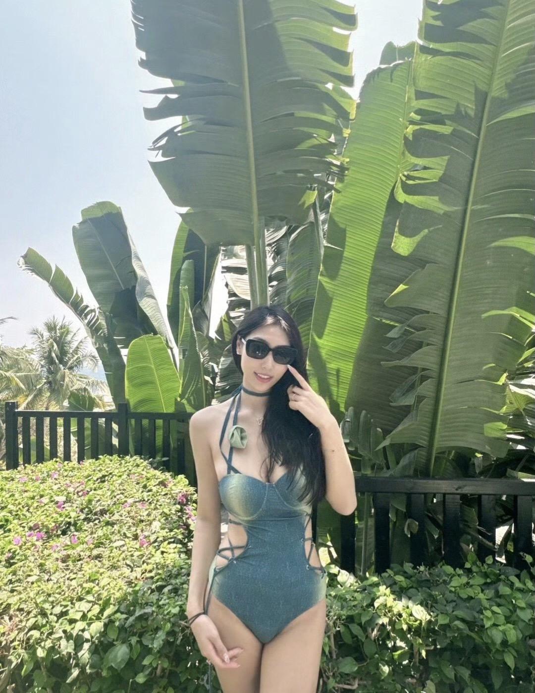 什么最重要？当然是开心过好每一天最重要啦～dou上热门 泳装👙 度假穿搭 大长