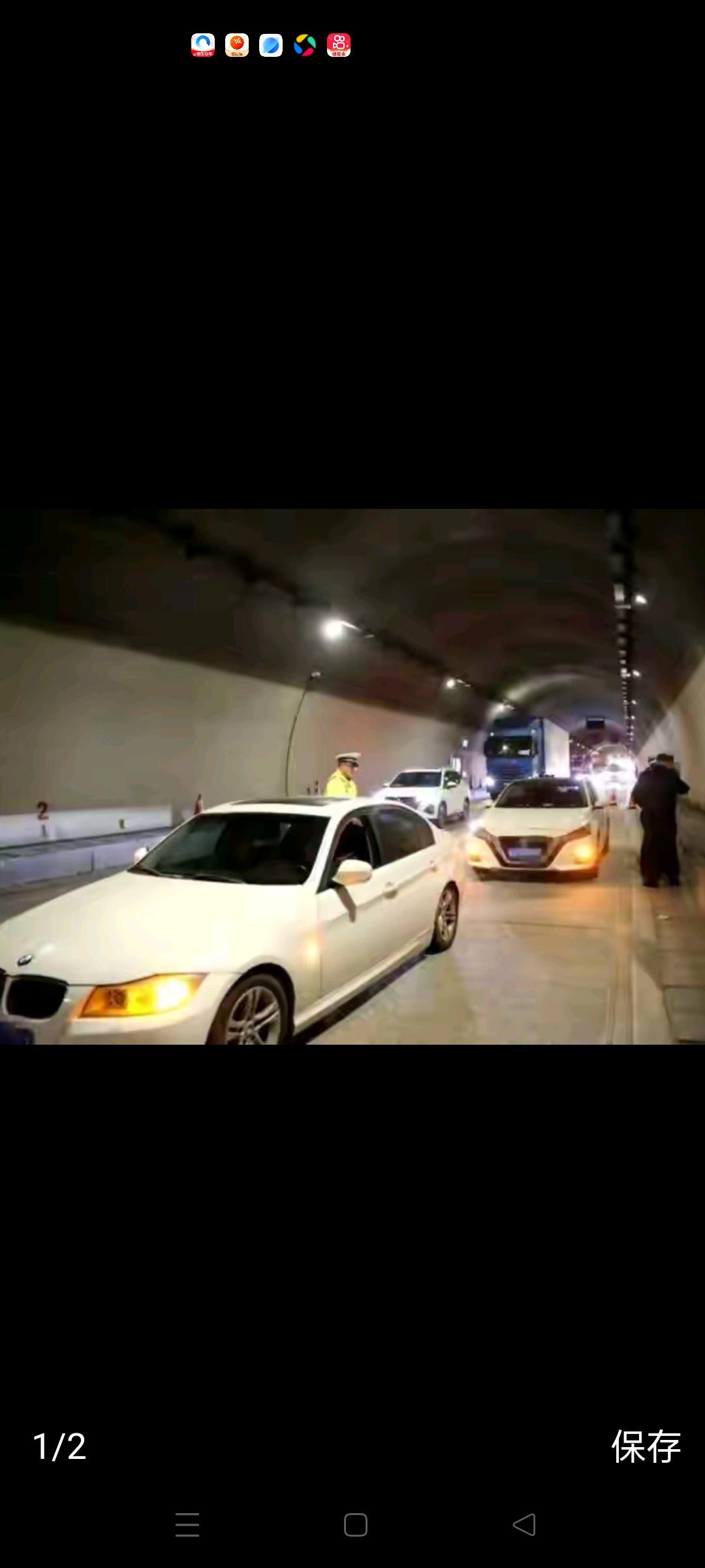 女车主无奈：一天之内头尾都被撞了

这不是电影里的桥段，也不是电视剧里的剧情，而