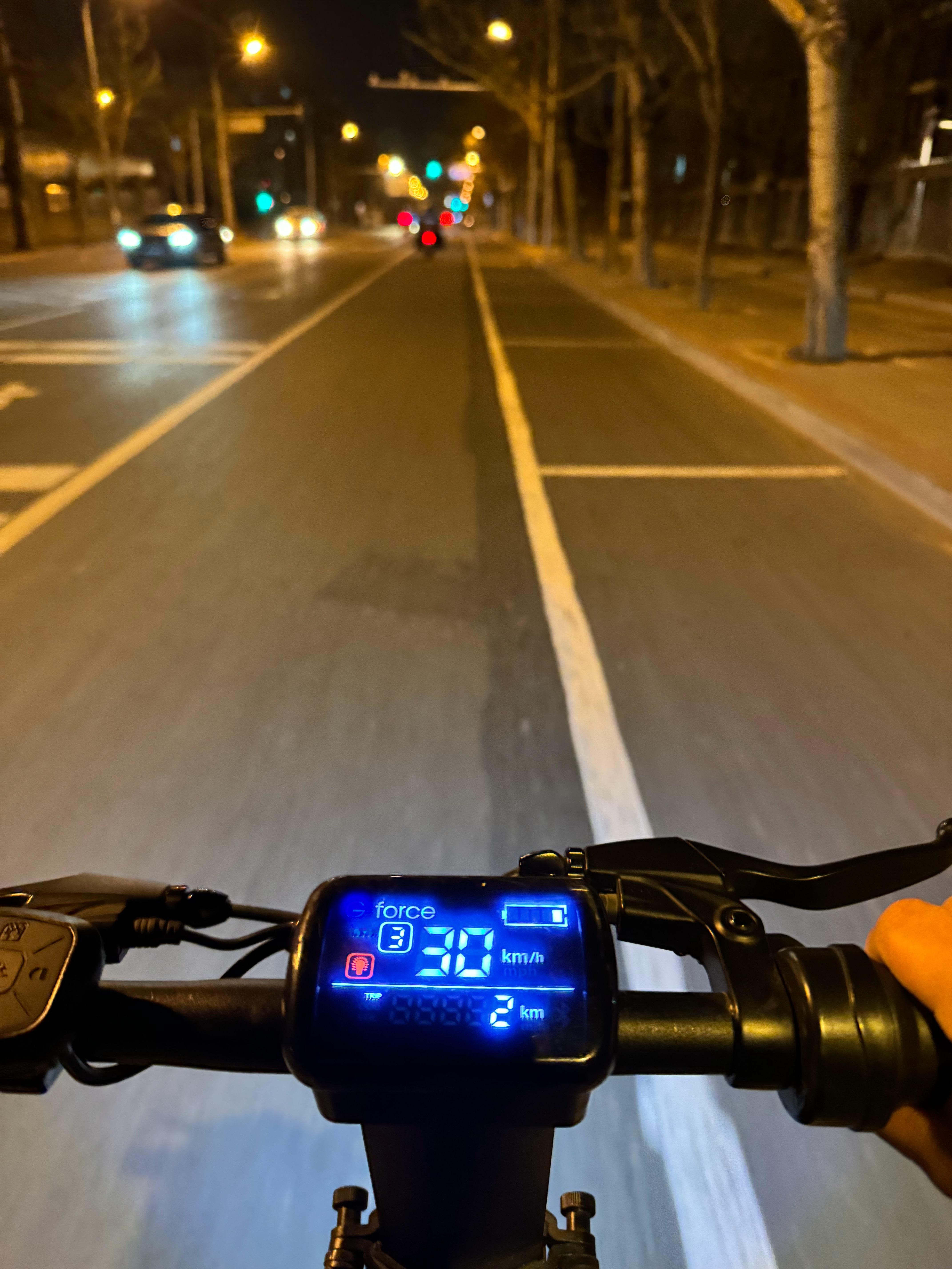 低碳出行、风驰电掣顺风34km/h逆风30km/h ​​​