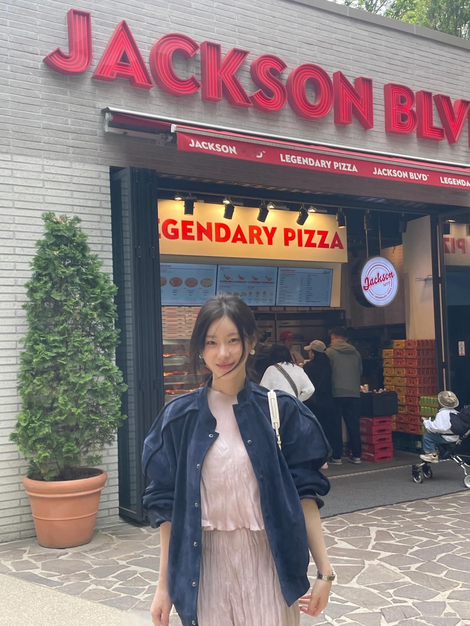 彩领ins 