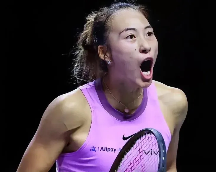 郑钦文输球不可怕，可怕的是她赛后这一席话！​恭喜郑钦文获得亚军，这已经很棒了！但