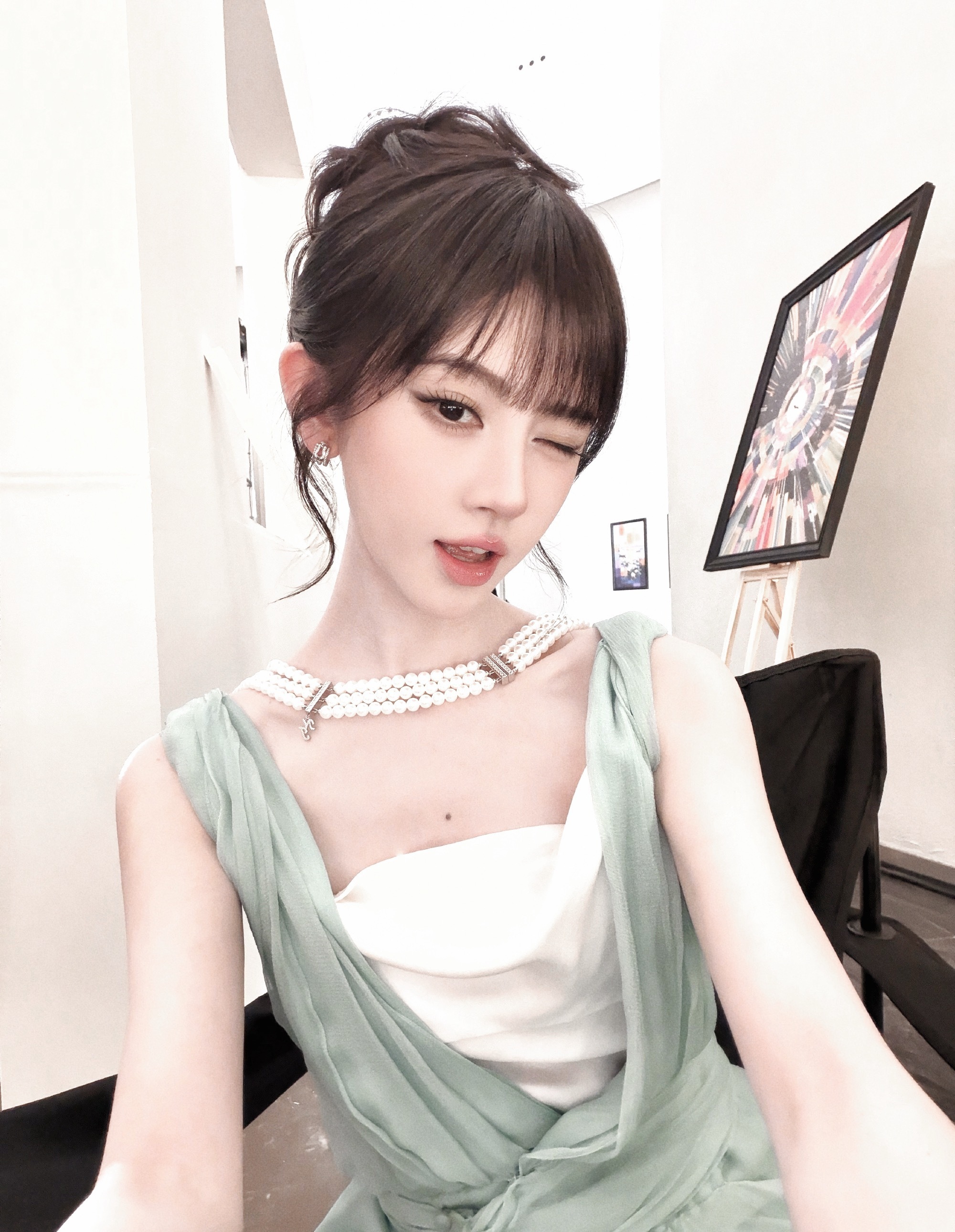 鞠婧祎[超话] jjy 鞠婧祎苏绿夏 与自你共勉 走更远的路​ ​​​