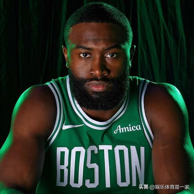 杰伦·布朗心目中的历史最强首发五人组VS爱德华兹心目中的首发五位球员，谁赢谁输？