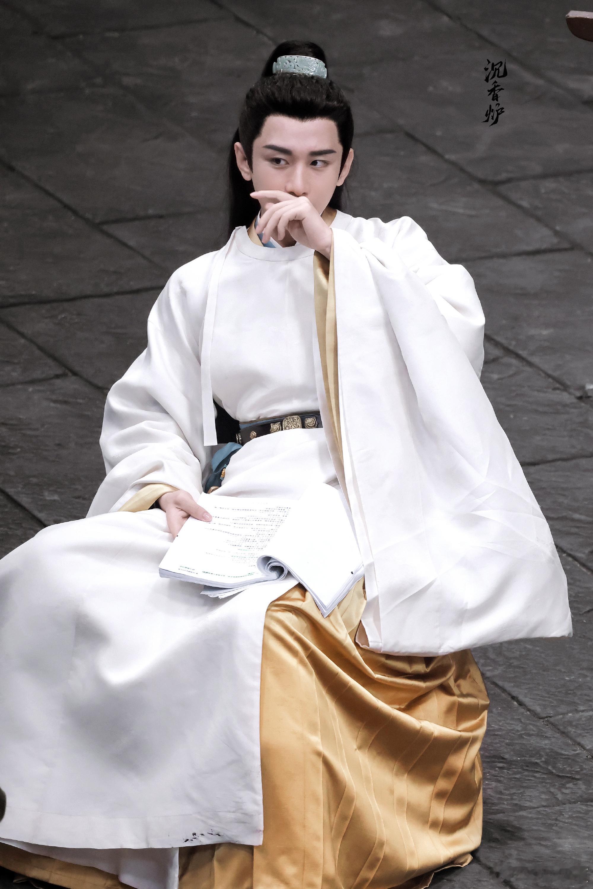 成毅卢云 傳诗淇（ 成毅）《英雄志》什么才能有消息 真的好想看卢云成毅 cy成毅