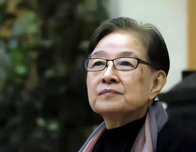 乐坛：02
#华语乐坛是否真的在扼杀潜在的世界级歌王# 

华语乐坛在近年来的发