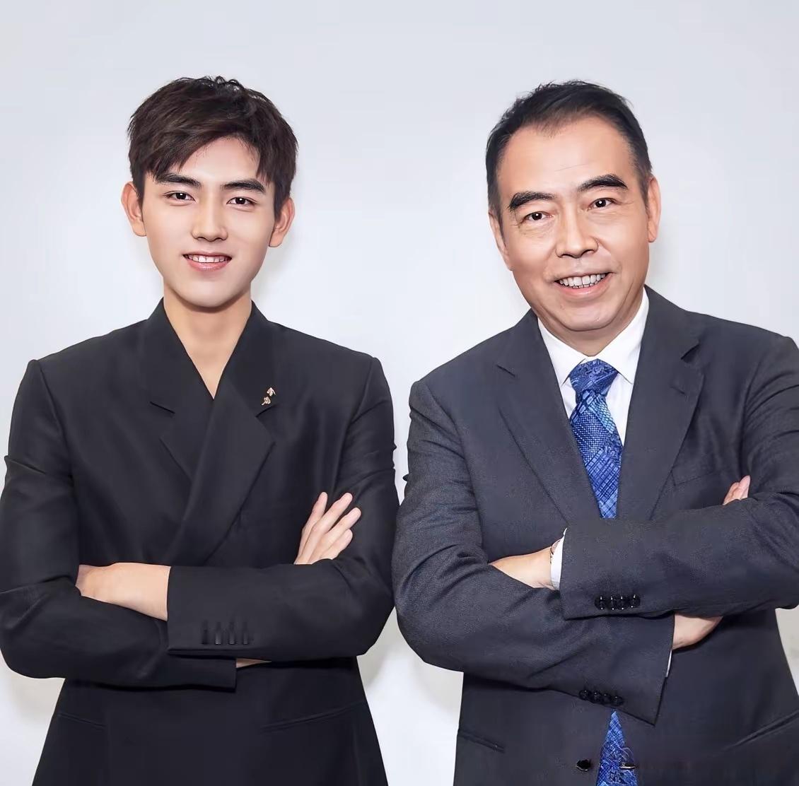 陈飞宇又火了｜陈飞宇 陈凯歌本歌我感觉，娱乐圈里最高兴的人应该就是陈凯歌了吧陈凯