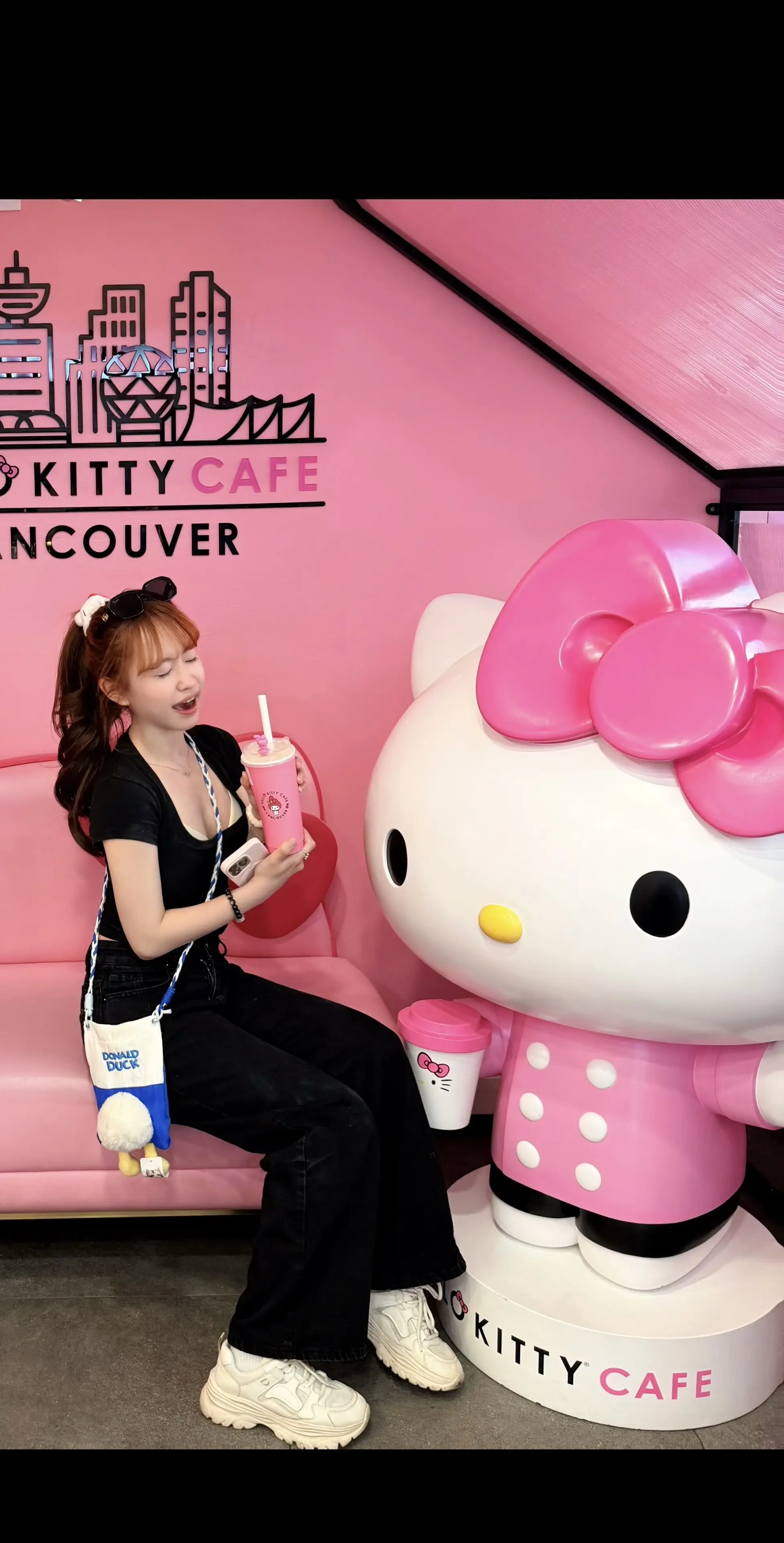 ≽^• ˕ • ྀི≼ ੭。Kitty 大王 小弟膜拜膜拜妮