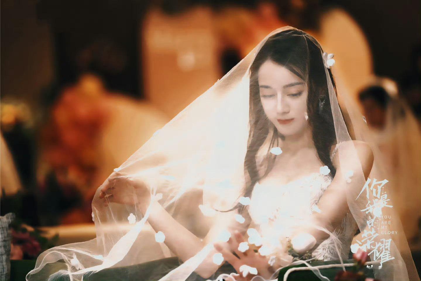 内娱现偶婚纱照乔晶晶