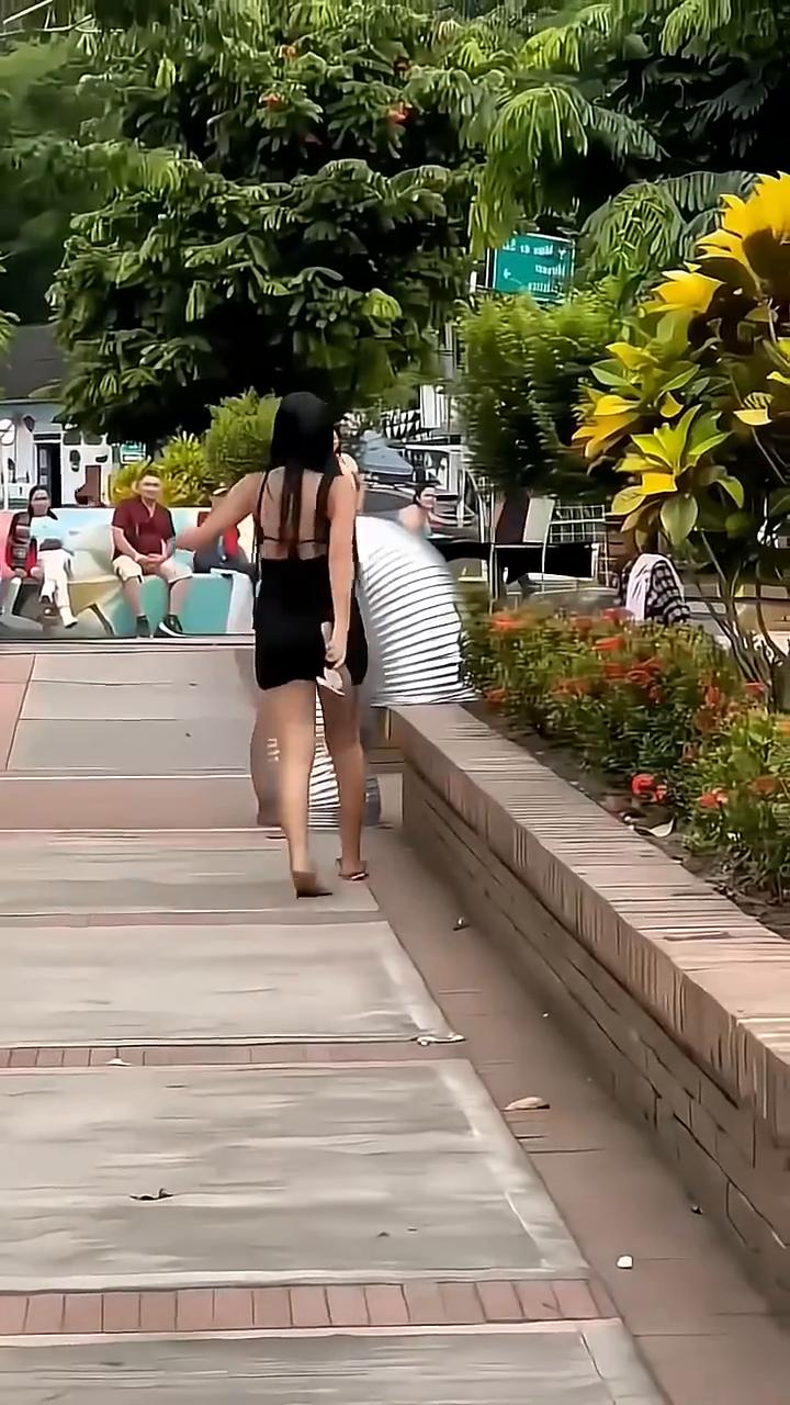 哈哈哈。