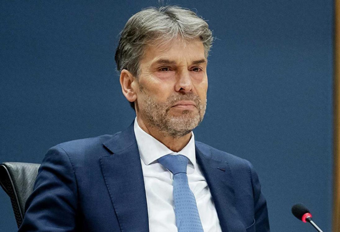 荷兰首相发声也不管用！为了安世公司，中国用新招：不怕把事闹大

安世半导体这档子