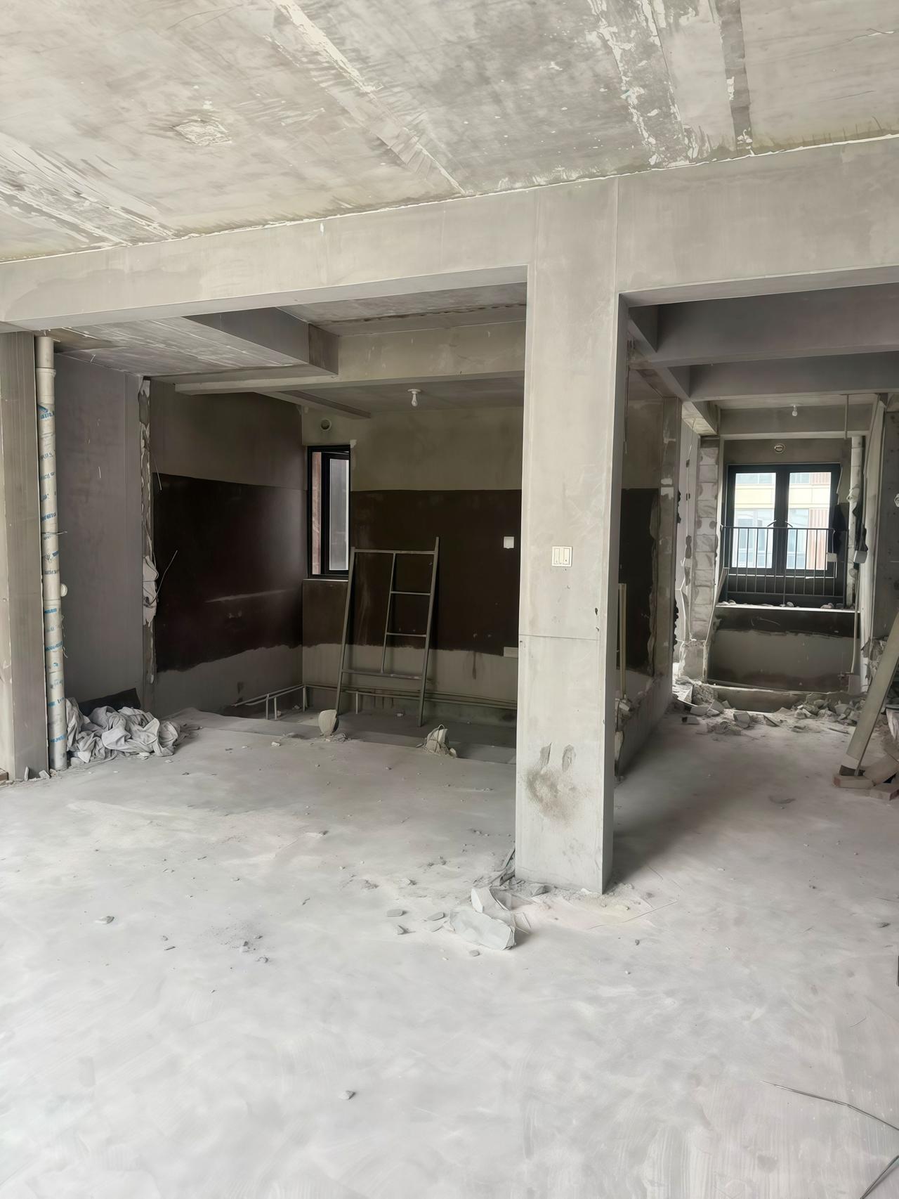 哈哈，🤭
今天一早就到了双流这边，
顺便到首开天府琅樾看看，虽然是自己的房子，