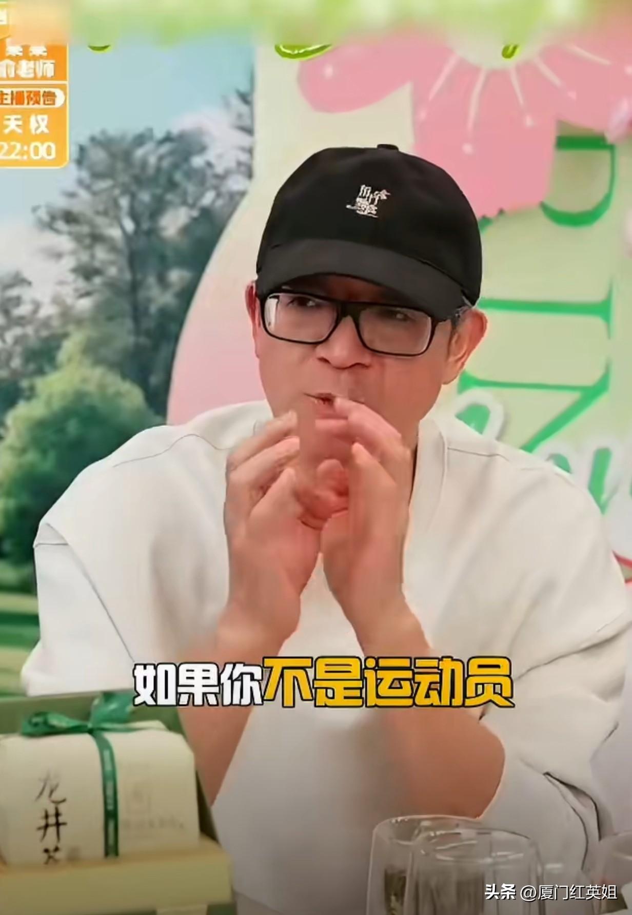 张雪峰的离世给很多人当头一棒，除了痛惜更有觉醒。同时高频工作透支身体的64岁俞敏