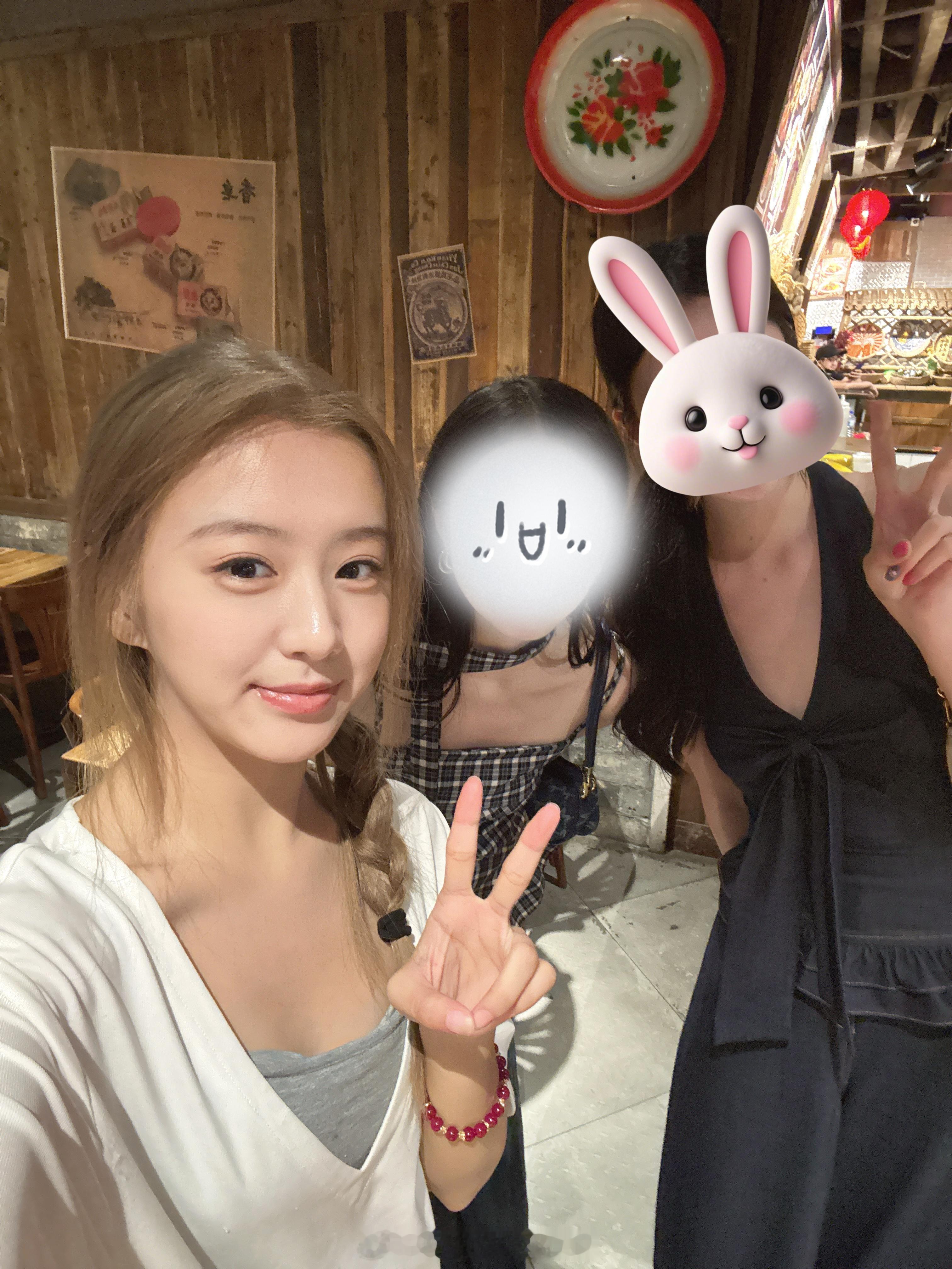 好美的包包新加坡偶遇包上恩网友新加坡偶遇包上恩