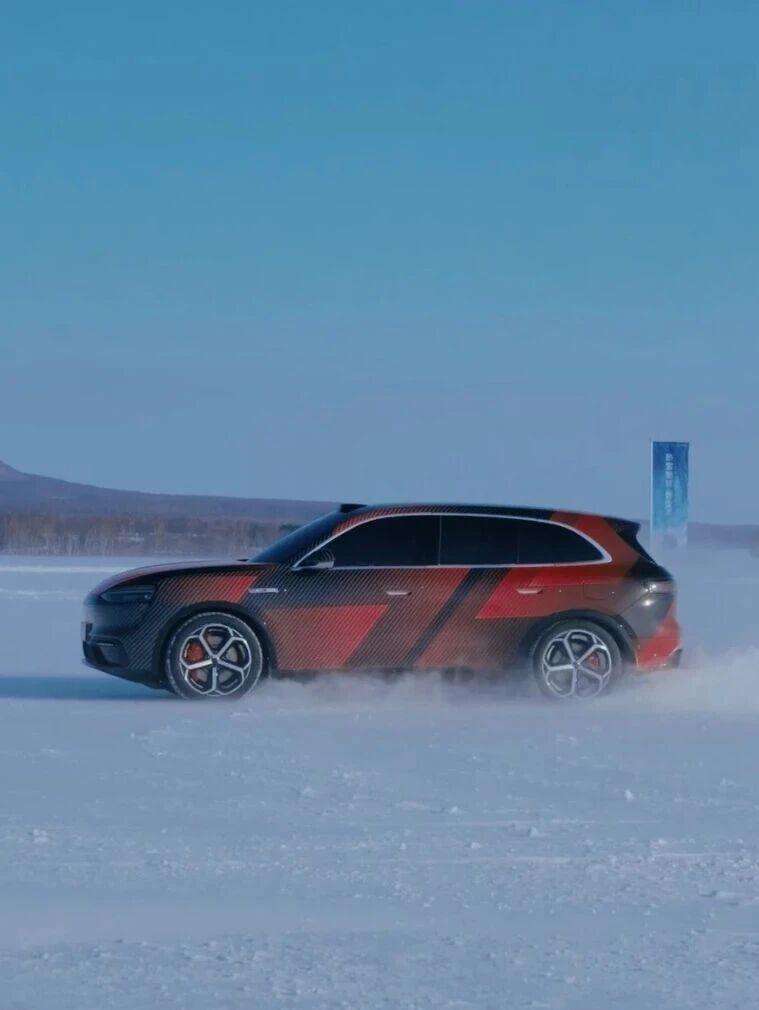 问界M6实车曝光 华为全家桶新王炸 春天上市🚕🚕🚕近日，问界M6谍照正式曝