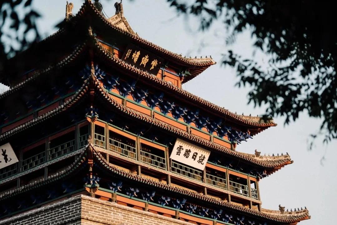 今天聊城天气晴好，气温在19-27℃，风力适中，非常适合出游，给你推荐这些好去处