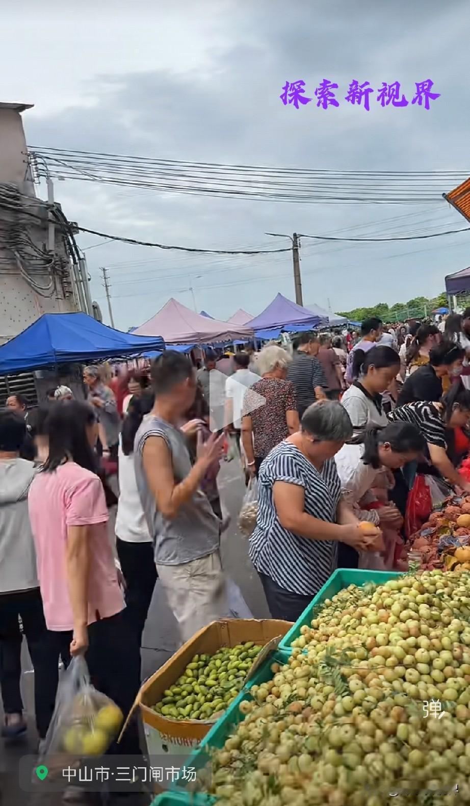 “又是发财货一天！”这里是三门闸市场（也叫三渡闸墟市），就在中山小榄镇，是个有百