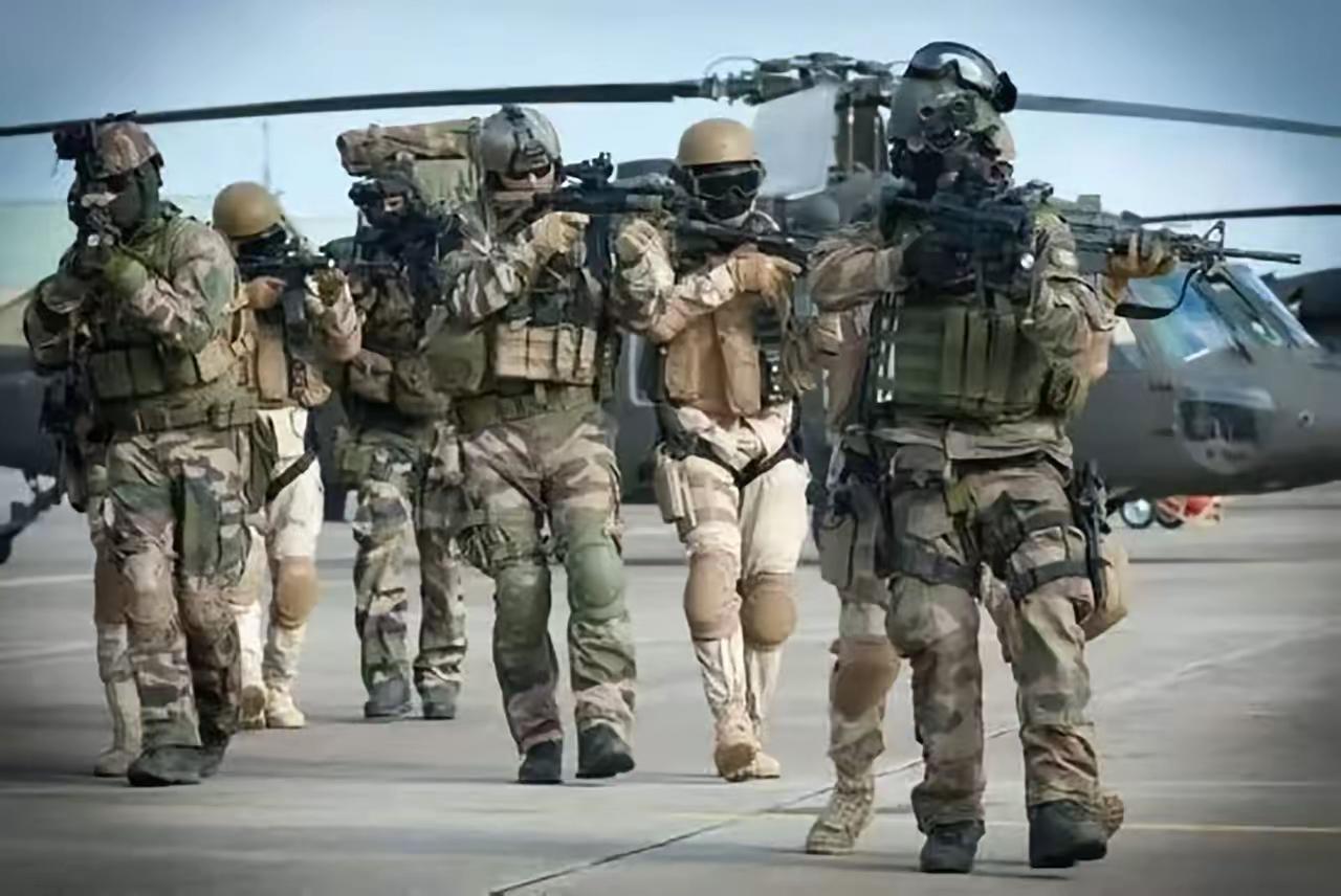 煮熟的鸭子飞走了，伊朗错失一次绝佳的机会！

​​至此，被迫降落在伊朗境内的两名