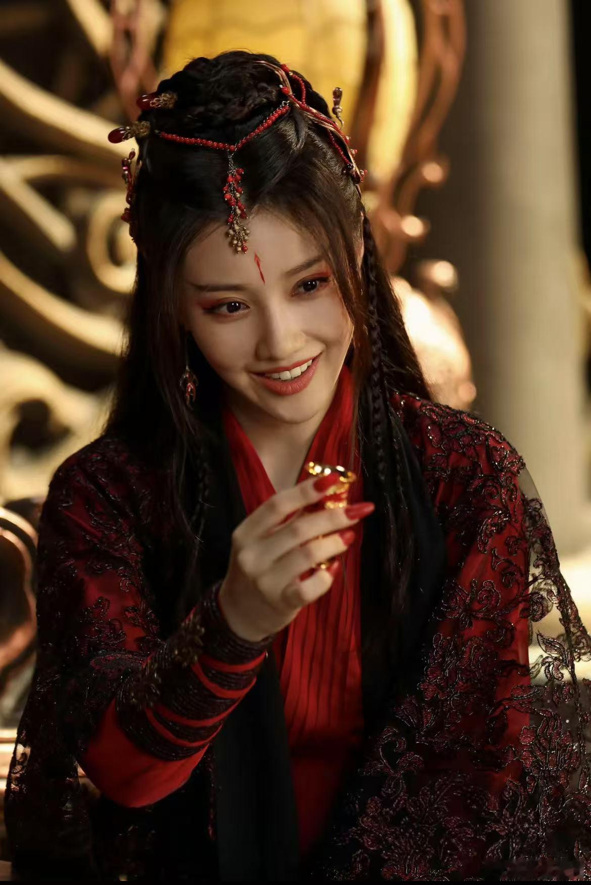 莲花楼丨角丽谯妆造 