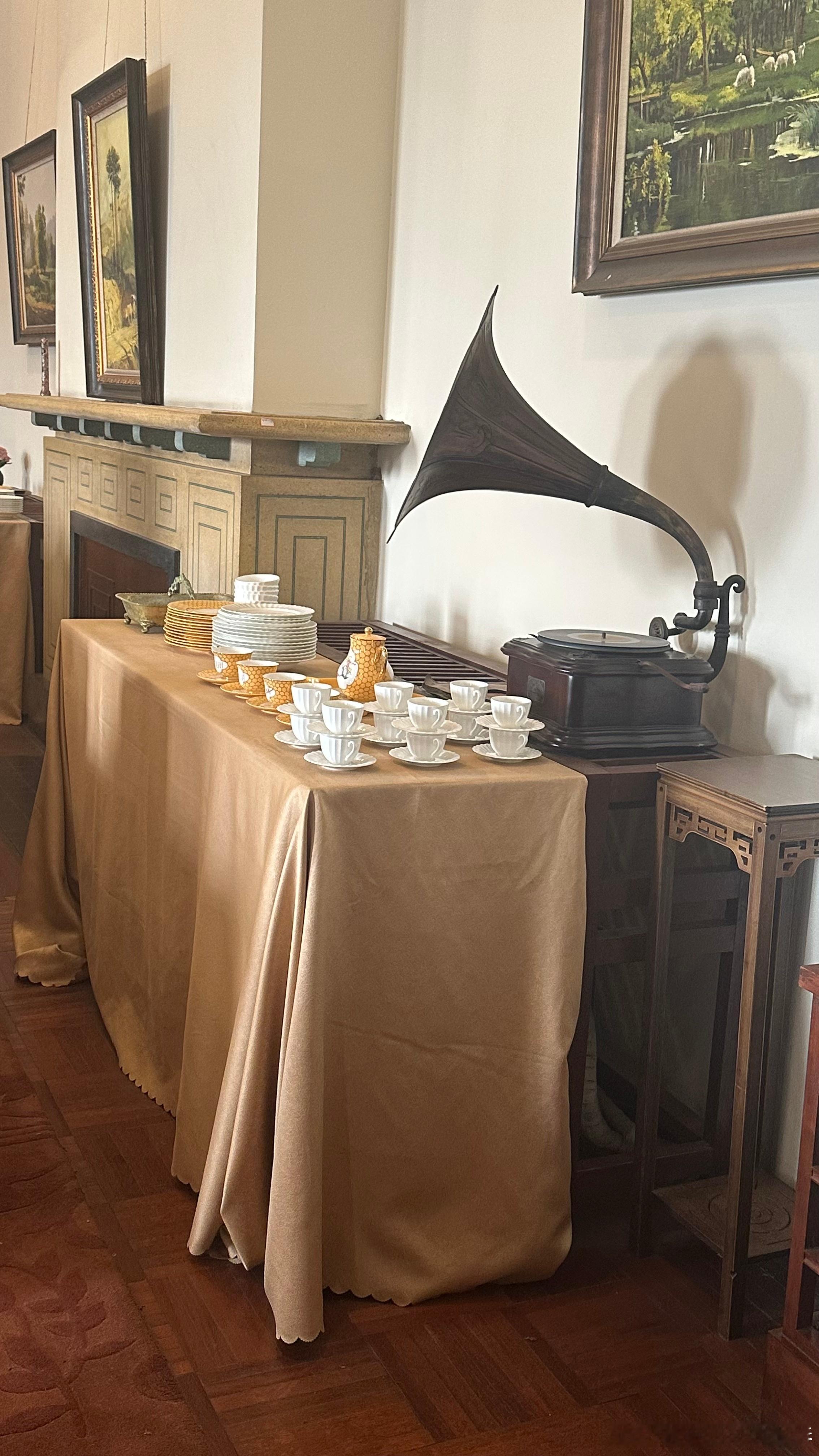 生活手记感情里的胡思乱想，本质是安全感缺失与过度在意的叠加。越是在乎一段关系，越