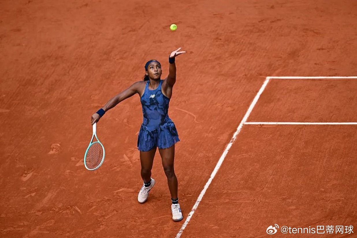 你了解高芙🇺🇸过去几年的红土战绩吗2020*：2胜2负2021：16胜4负（