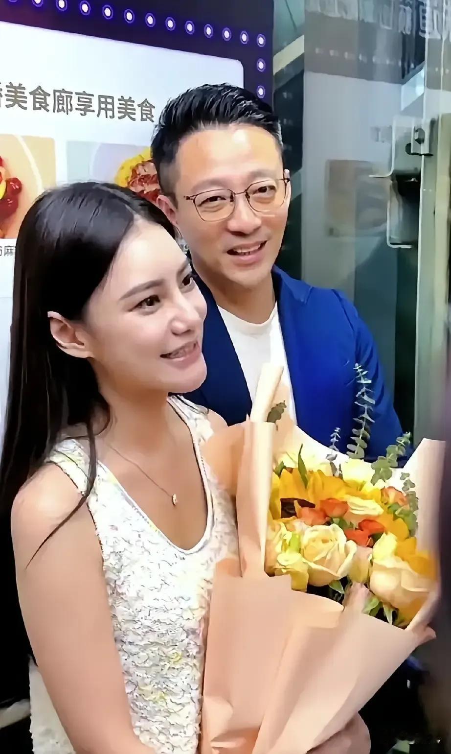 被上段感情伤的太深了，已经爱无力了。连微笑都是那么勉强……
