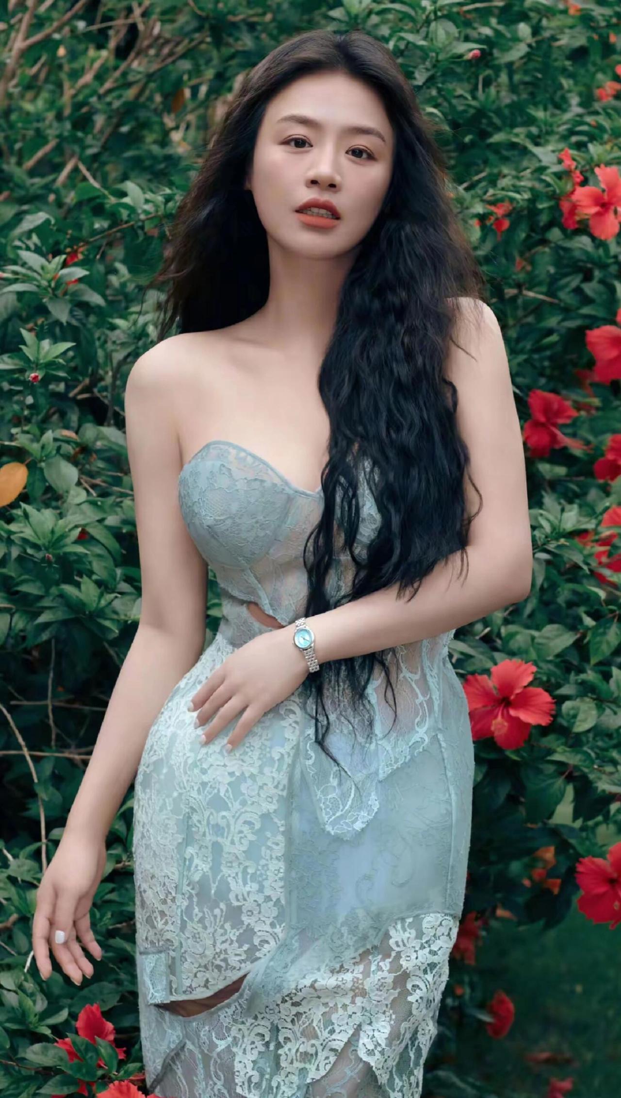 马思纯放飞自我了