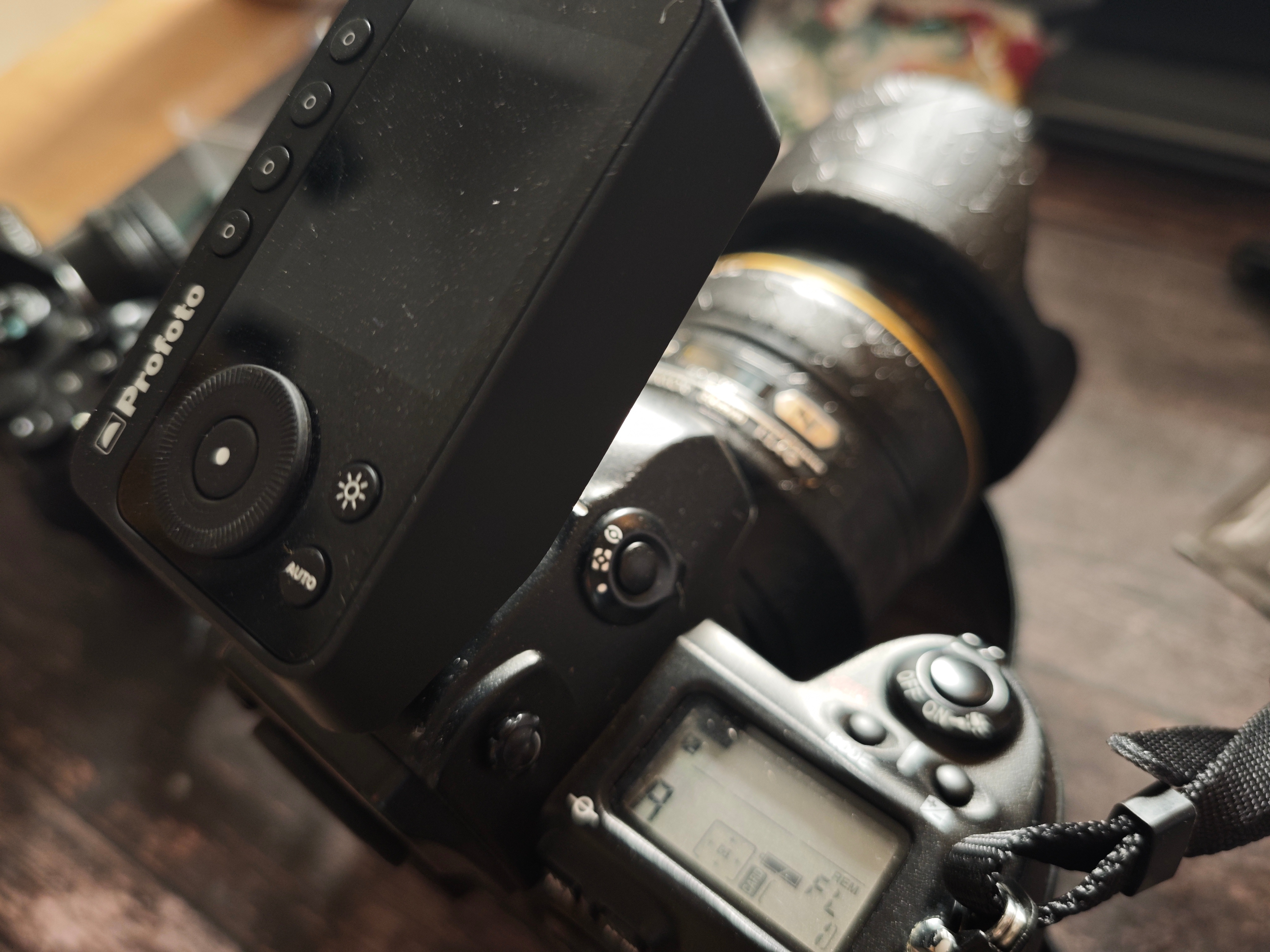 尼康的性能那么好，为什么没什么人买？ 