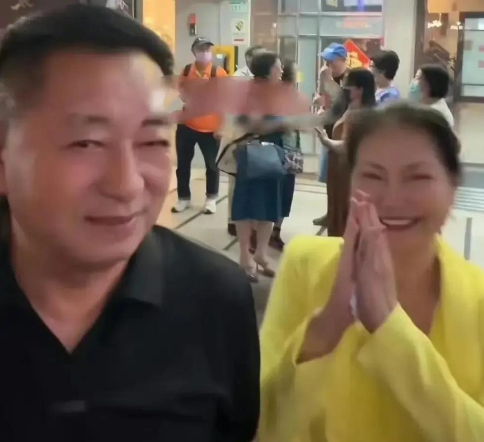 大S妈在聊到前女婿汪小菲时直接摊牌
汪小菲曾经对他的好友问过一个问题，他说就是搞