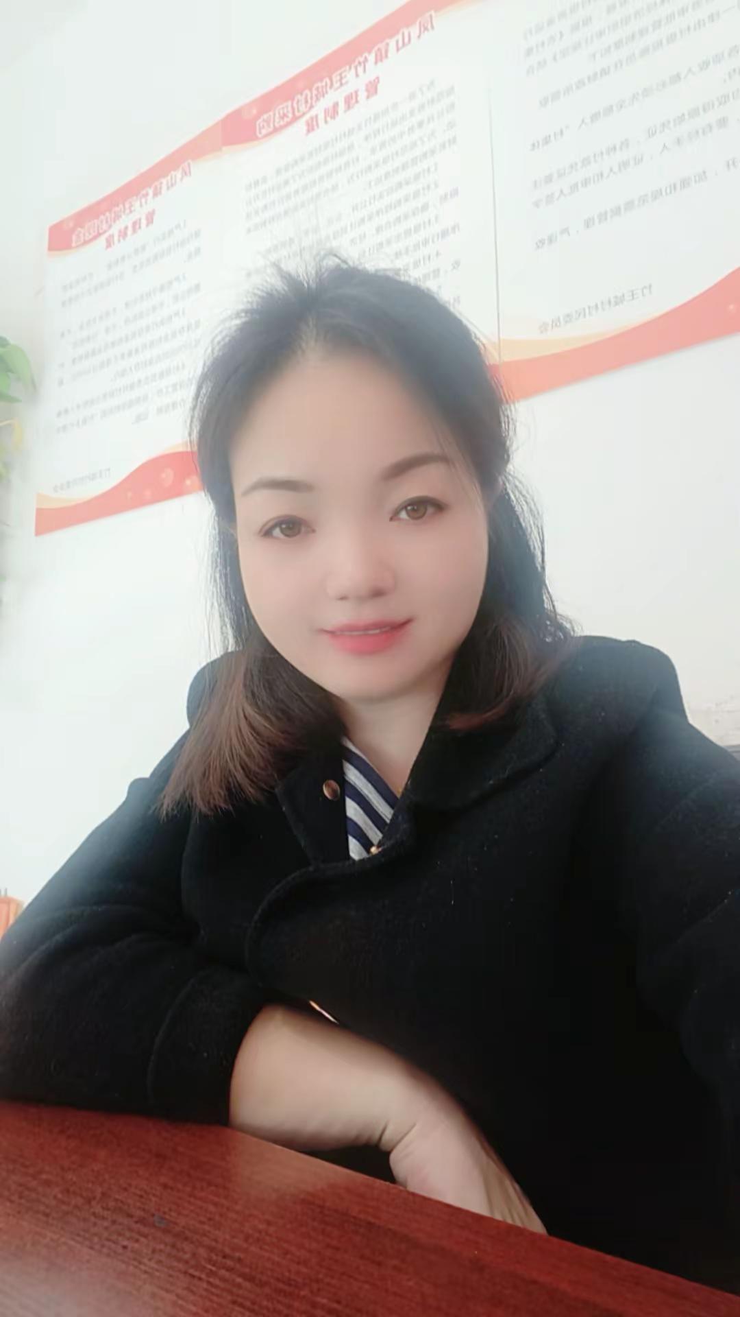 凤山竹王城村干部我把担当都写在日常里