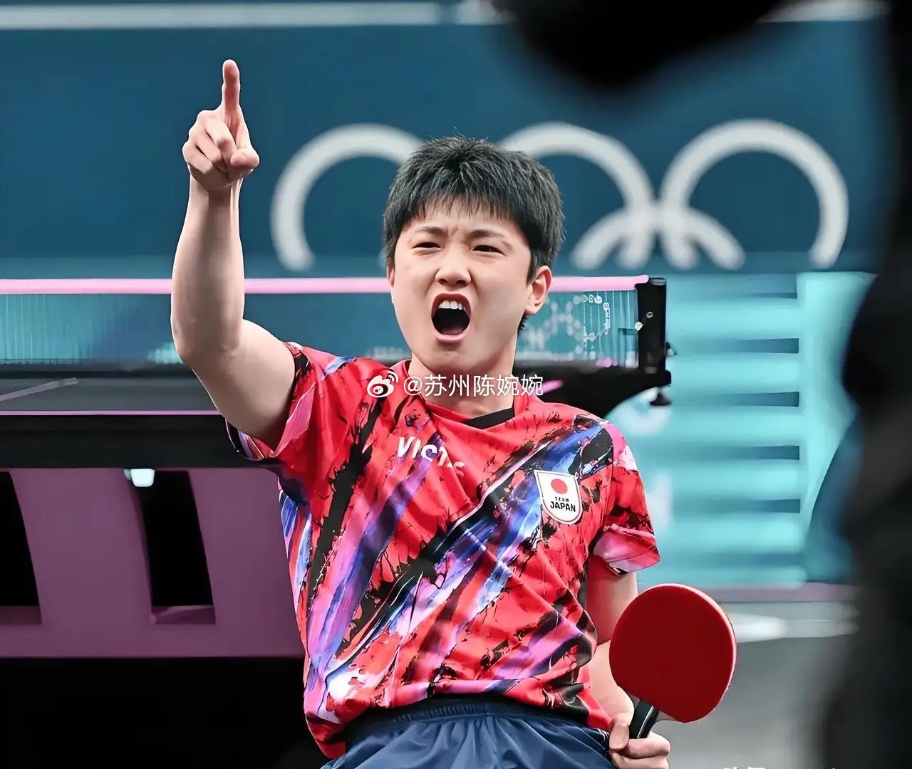 张本智和今天过生日。 2019年的今天，16岁的 张本智和生日当天放狠话，向国乒