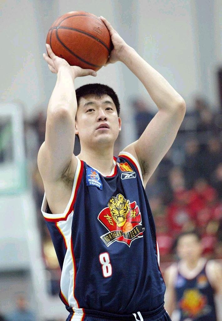 仍无人超越！1998年的今天：孙军砍33分 创本土球员首秀得分纪录