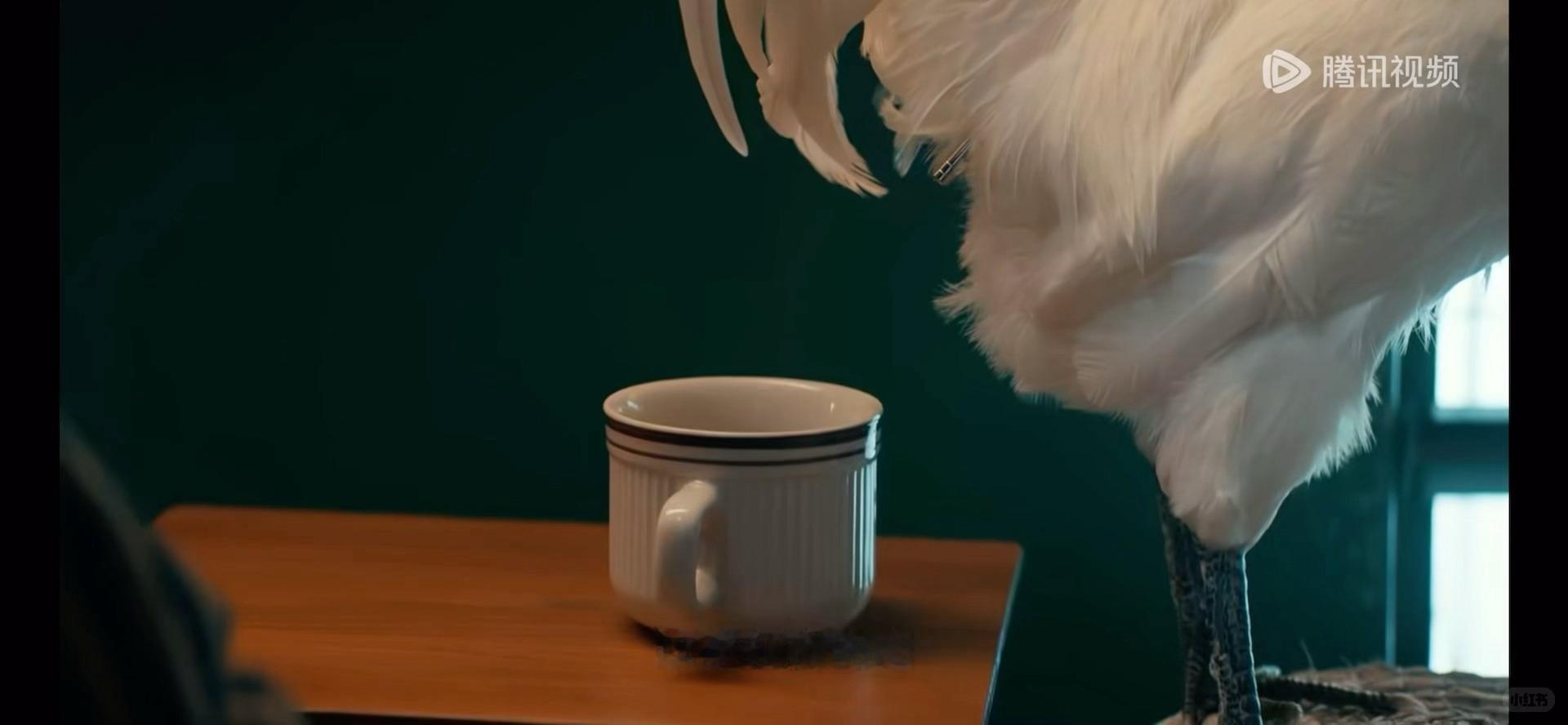 咖啡🐔产鸡屎咖啡！！我们吕现一整个拿捏第一次见这种咖啡机，口味真重！枭起青壤