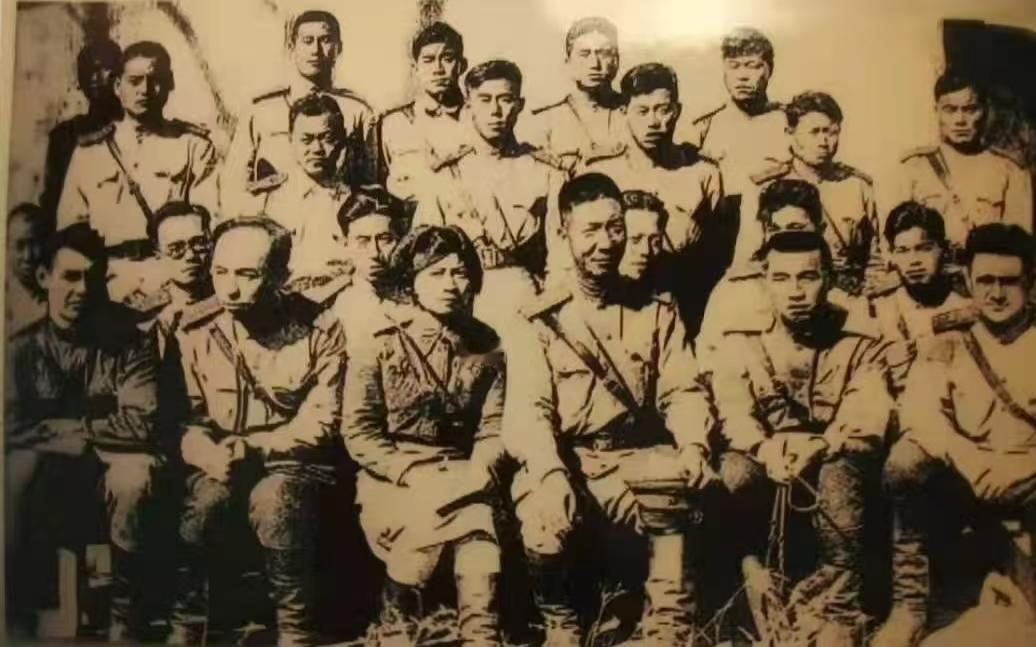 东北抗联到底有没有总司令？东北抗联实际上一直未组建统一的总司令部，东北抗联当时主