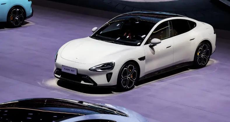 一个月卖出30953辆。顶配不到10万。536天卖了60万台。

这三个数字放在