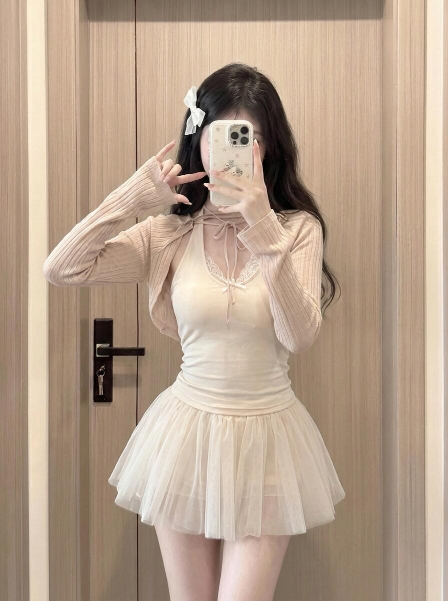 纯欲天花板🎀  这套约会穿搭直接甜进他心 ！ 