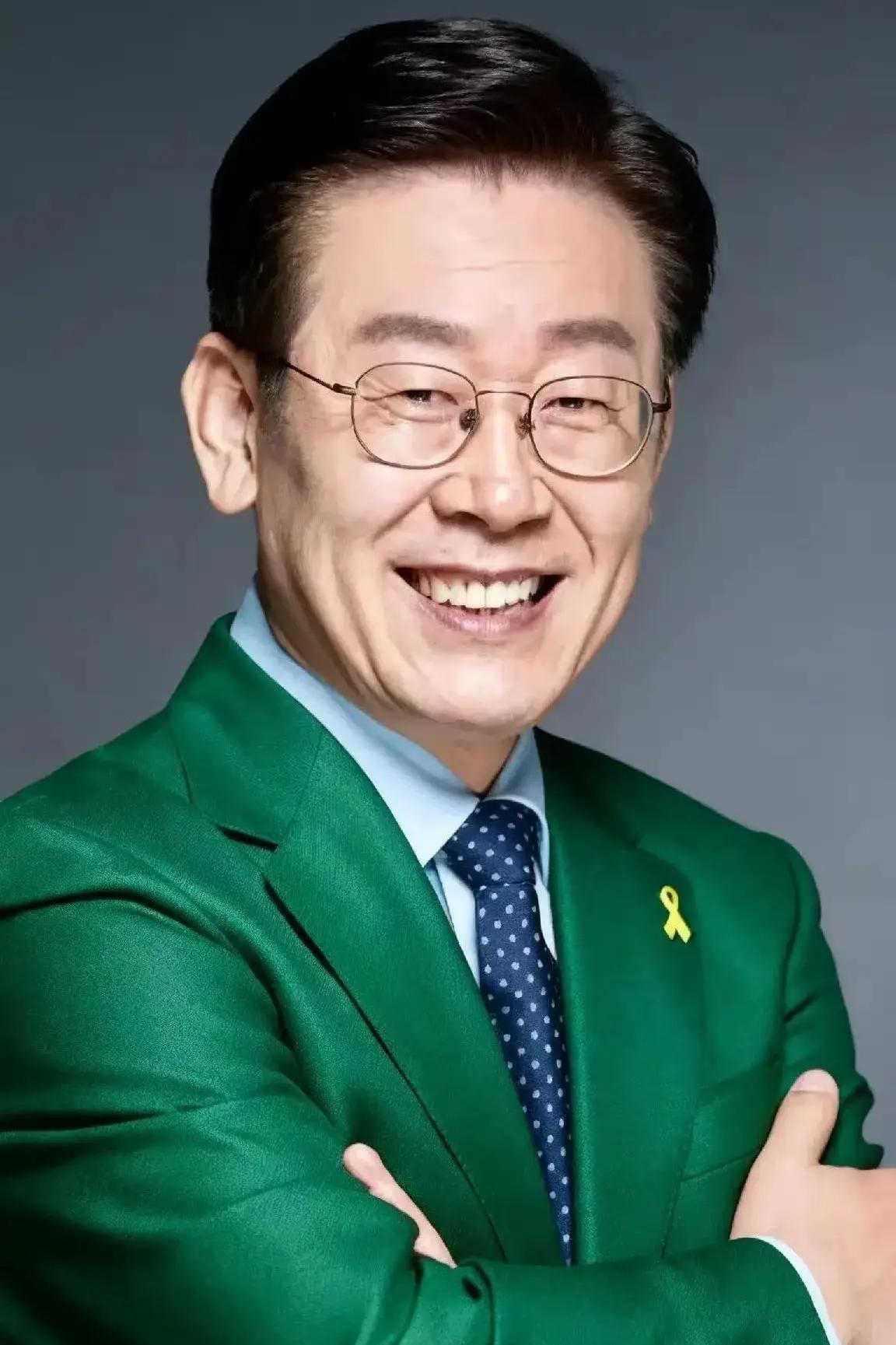 成了，韩国刚刚传来新消息。

7月28日，韩国航空宇宙管理局KASA宣布，和巴西