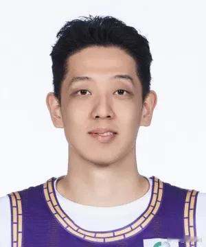 北控队真的不配进季后赛，不是说这支球队实力不够，而是北控队球员的精神面貌，这也是