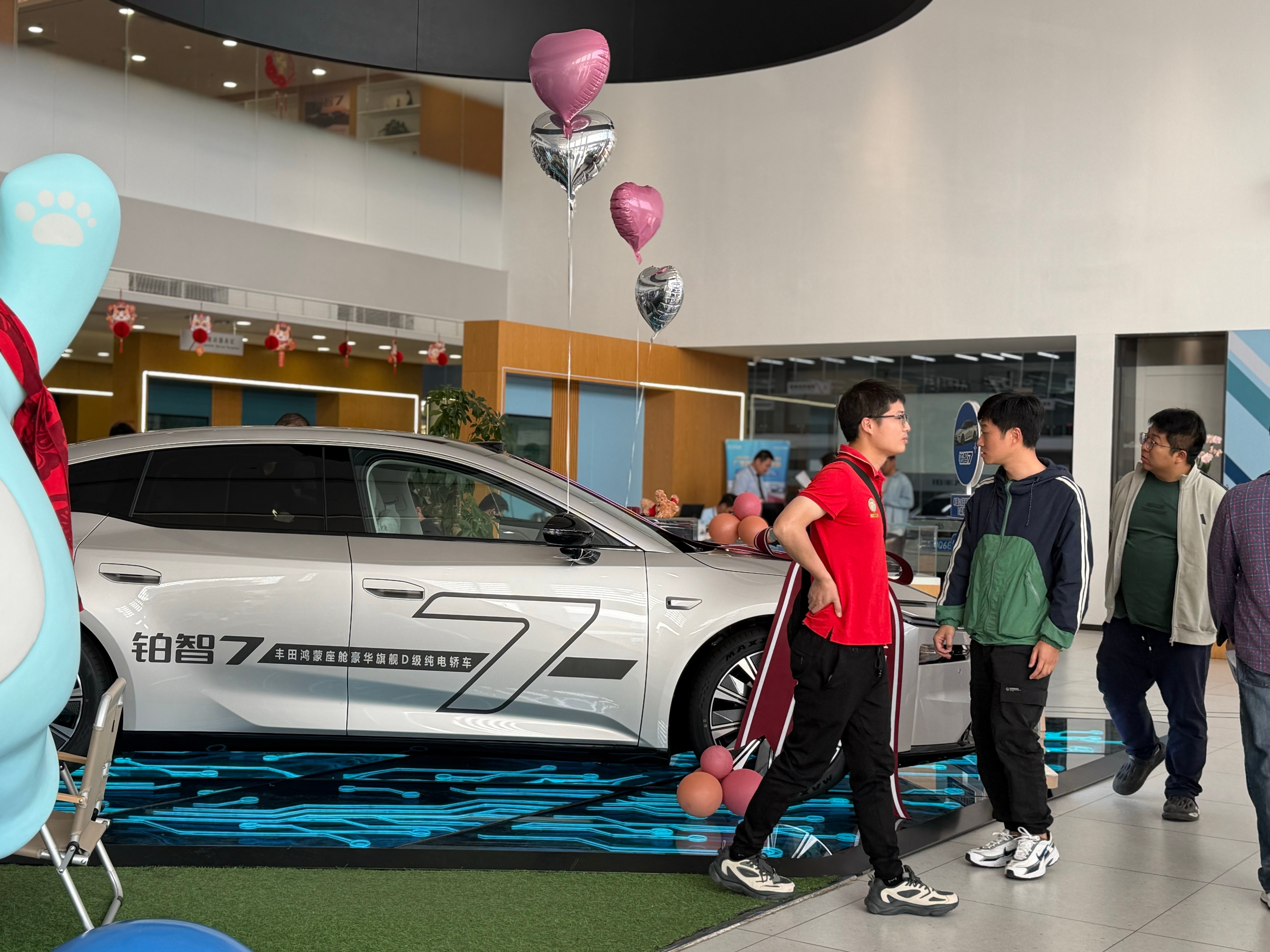 丰田铂智7实车全面到店、丰田铂智7预售权益价15.68万起有一说一，这个车真是卷