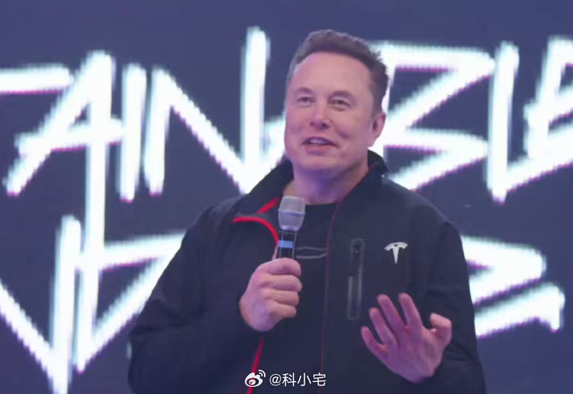 马斯克放出豪言！AI 将像超音速海啸一样，迅速取代数字导向型办公室工作 ​​​