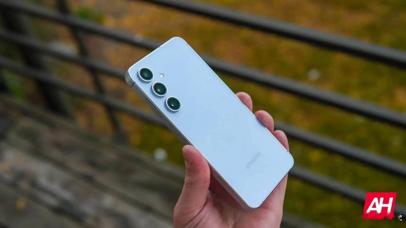 据科技媒体 Android Authority 报道，三星可能会提前到 8 月或