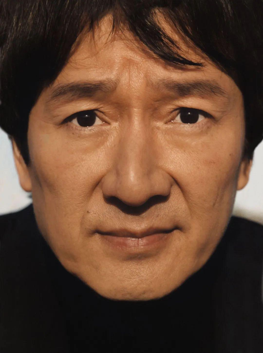 51岁的男演员关继威宣布加盟迪士尼漫威美剧《洛基》终于获得行业的肯定。
希望他能