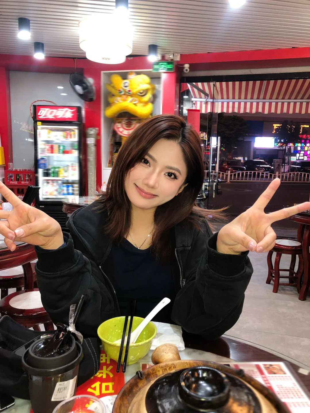 再乱的背景 也能拍🤳